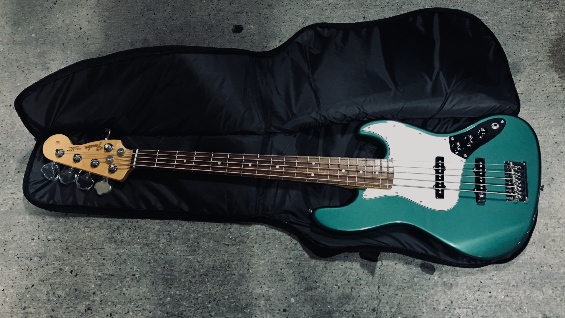 Fender Jazz Bass V